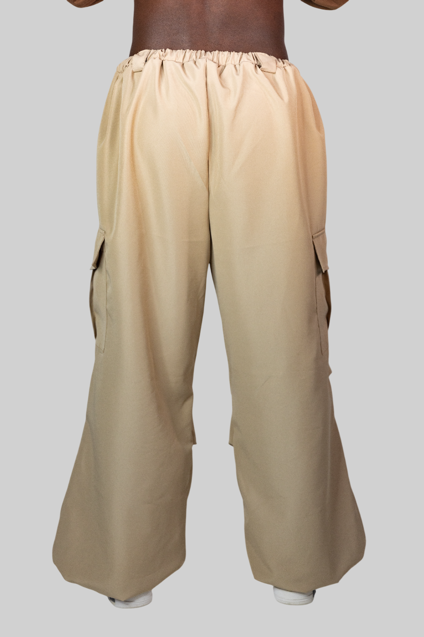 Pantalón Cargo Parachute Beige
