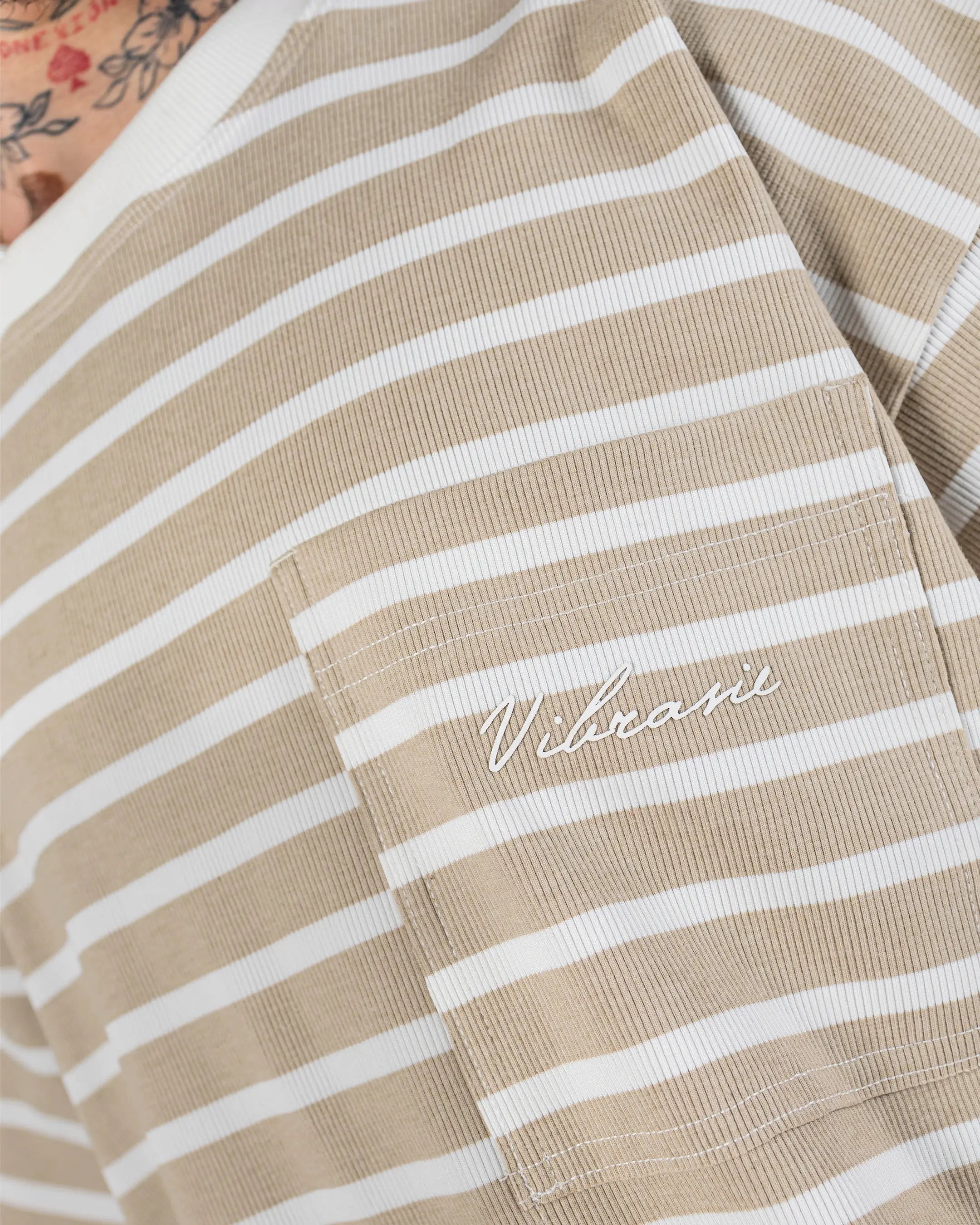 U-Turn Camiseta Oversized Rayas Rib - Beige