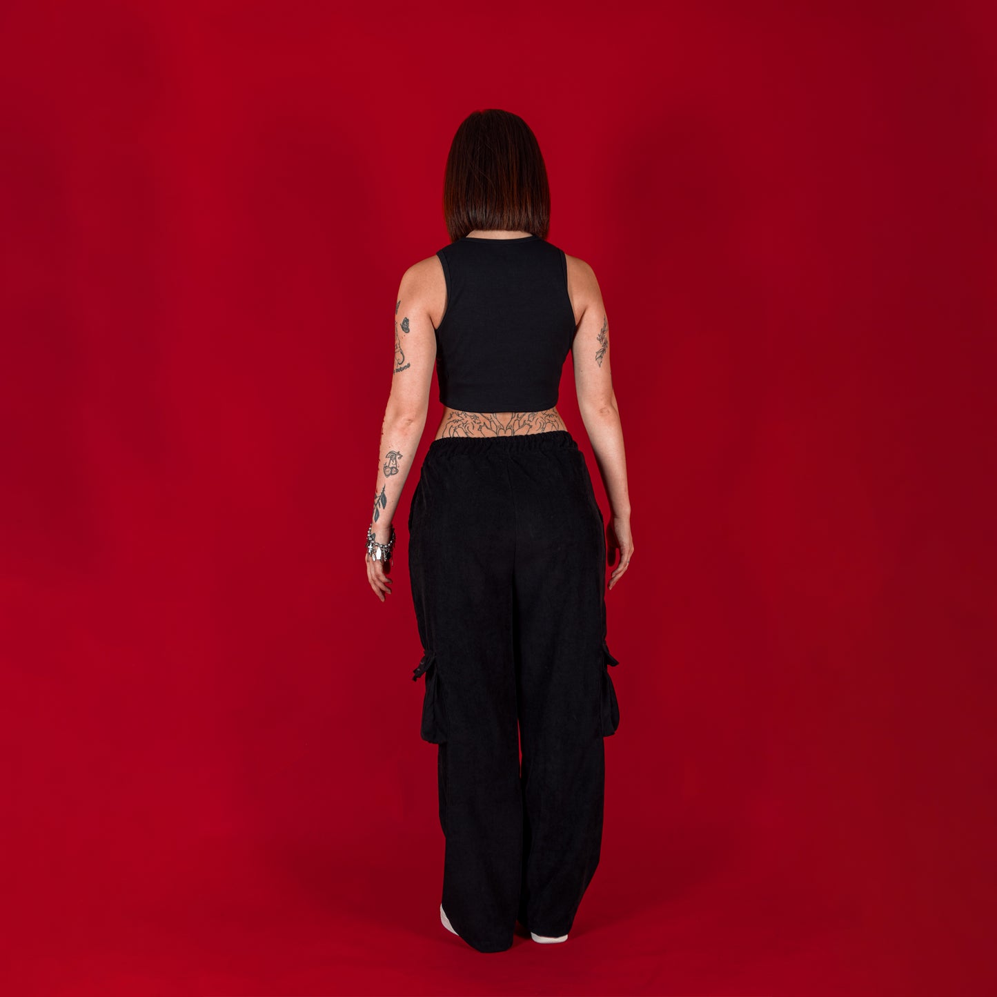 Black Out Crop Top