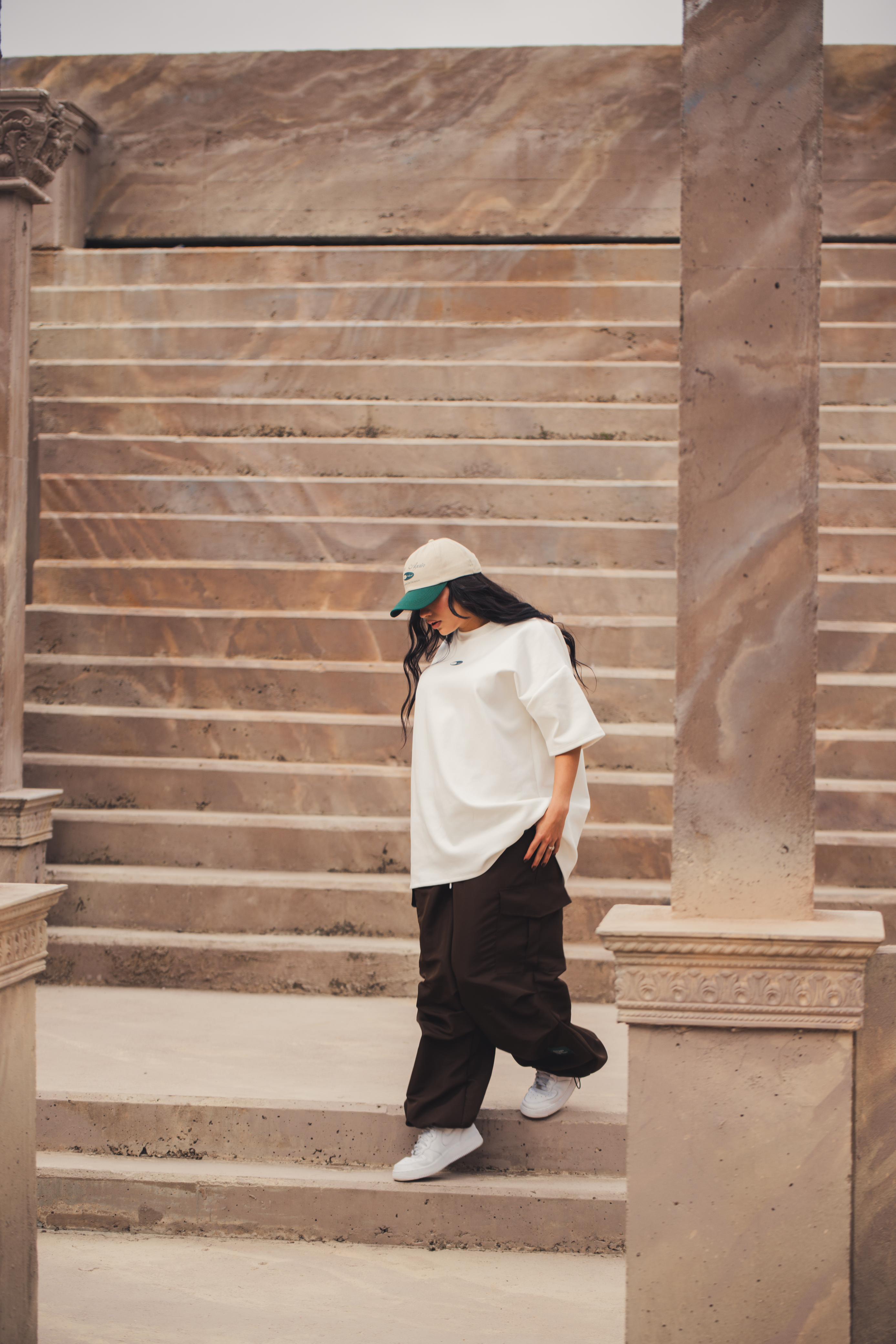 Pantalón Cargo Parachute Café